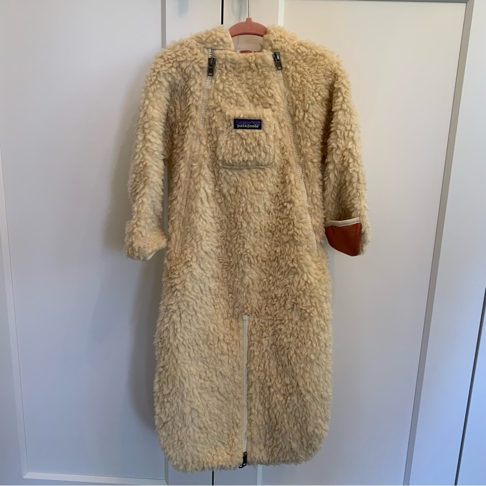 Patagonia infant recycled pile bunting NWT